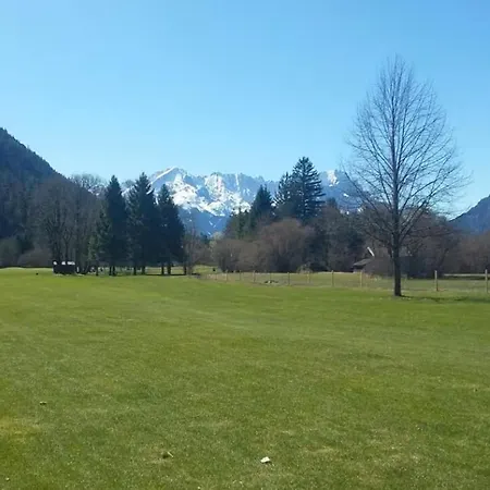 Alpine Escape - 2bdr, Jacuzzi & Sauna * Garmisch-Partenkirchen